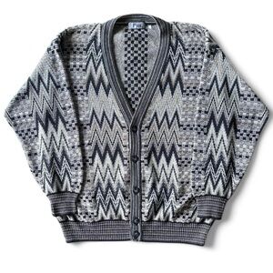 80s Fiii Abstract Pattern Cardigan
Made in Italy • Size XL • 25x28
